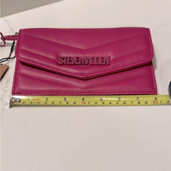 Steve Madden - Bflips Card Wallet With Removable Strap - Picture 5 of 6